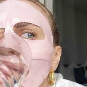 Η H2O "Emergency" Mask από SAMPAR Paris είναι η sheet mask, που δεν πρέπει να λείπει από τη ρουτίνα περιποίησής σας, αφού ενυδατώνει στο μέγιστο την επιδερμίδα, ειδικά εάν είναι ξηρή και αφυδατωμένη, προσφέρει λάμψη και θρέφει. Εφαρμόστε τη για 30 λεπτά ή και περισσότερο και απολαύστε στιγμές χαλάρωσης στο σπίτι. Διαθέσιμη στο dewers.gr πριν εξαντληθεί!💖
#sheetmask #sheetmasks #facemask #masks #skincare #skincareroutine #skincareproducts #skincarecommunity #samparparis #essentials #beautyaddict #dewersgr