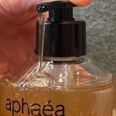 To Body & Hand Cleanser μπορεί να χρησιμοποιηθεί τόσο ως αφρόλουτρο όσο και ως καθαριστικό χεριών, αφήνει ένα αξεπέραστο άρωμα από σύκο & ελληνικά βότανα, είναι waterless, ιδανικό για κάθε τύπο επιδερμίδας και θα σας βάλει σε φθινοπωρινό mood.🍂Αποκτήστε το με έκπτωση 15%!